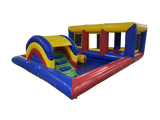 Spielzone mit Hüpfbett & Überdachtem Ball Teich