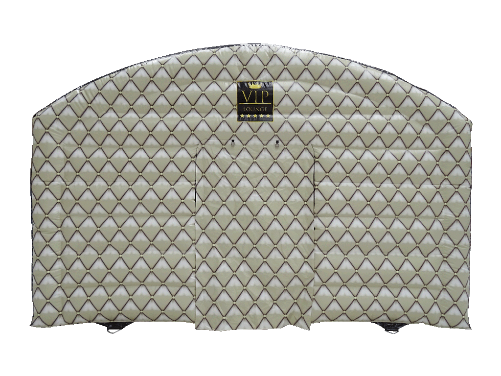 Podio Disco con Fronte Gonfiato 4.5x4.5m - Pronto per Disco